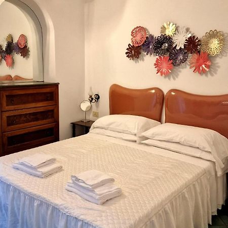 Casa Ambrosia, Praiano - Amalficoast Екстериор снимка